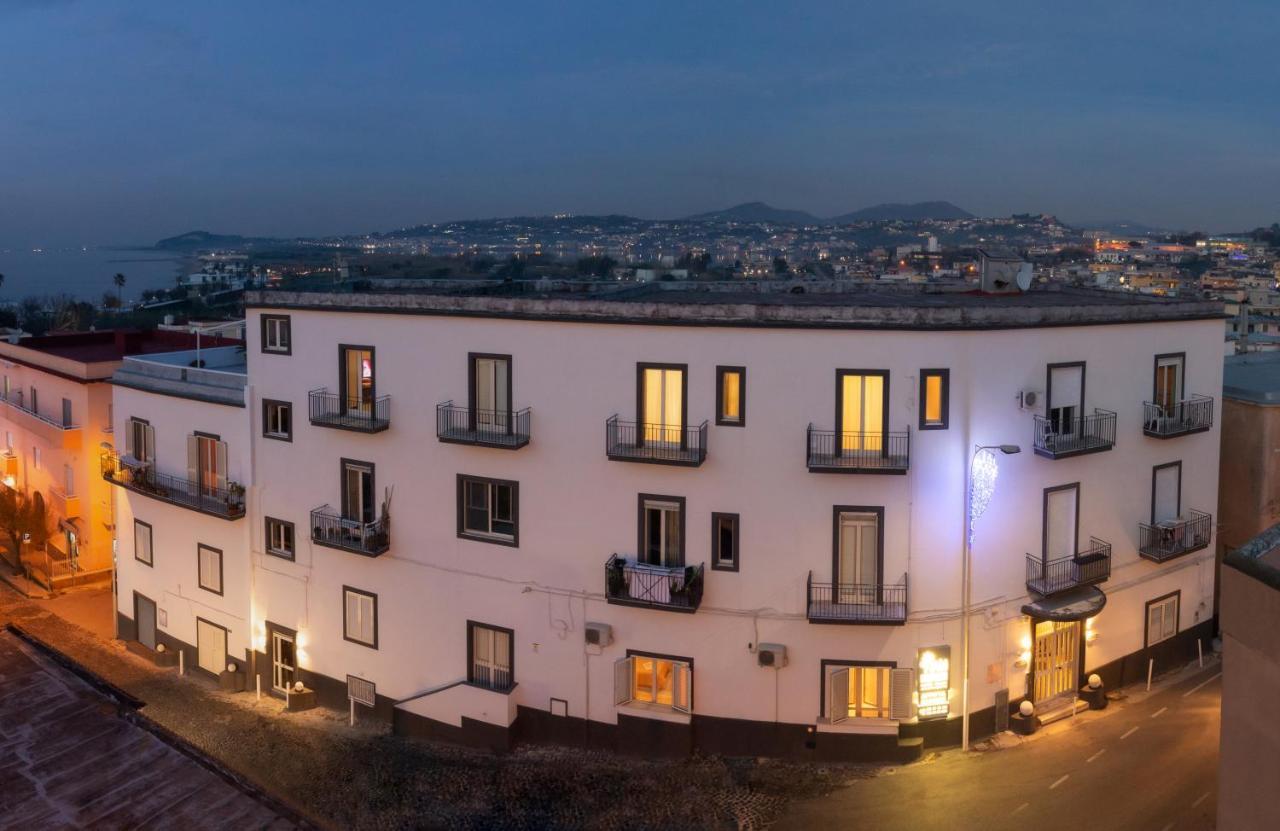 Naro Suites And Rooms Bacoli Ngoại thất bức ảnh