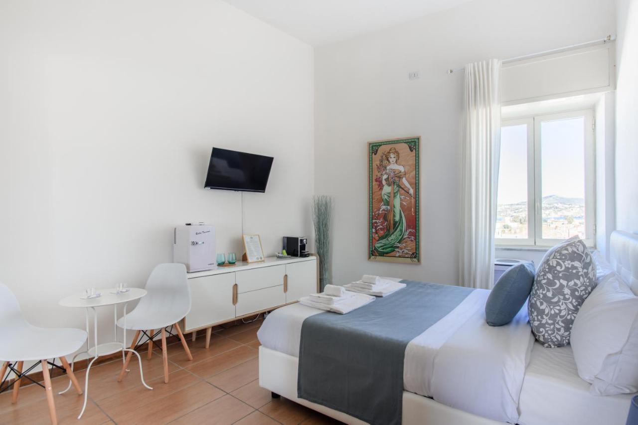 Naro Suites And Rooms Bacoli Ngoại thất bức ảnh